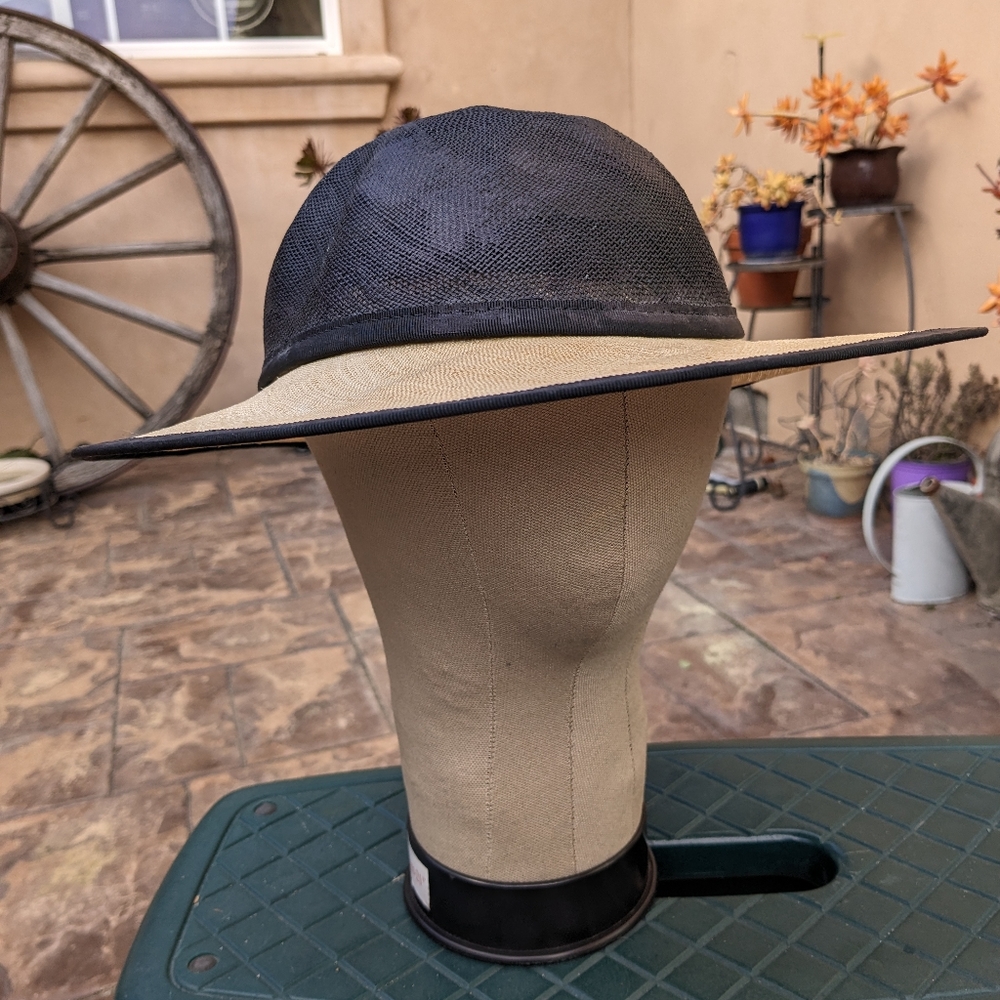 Makins hat